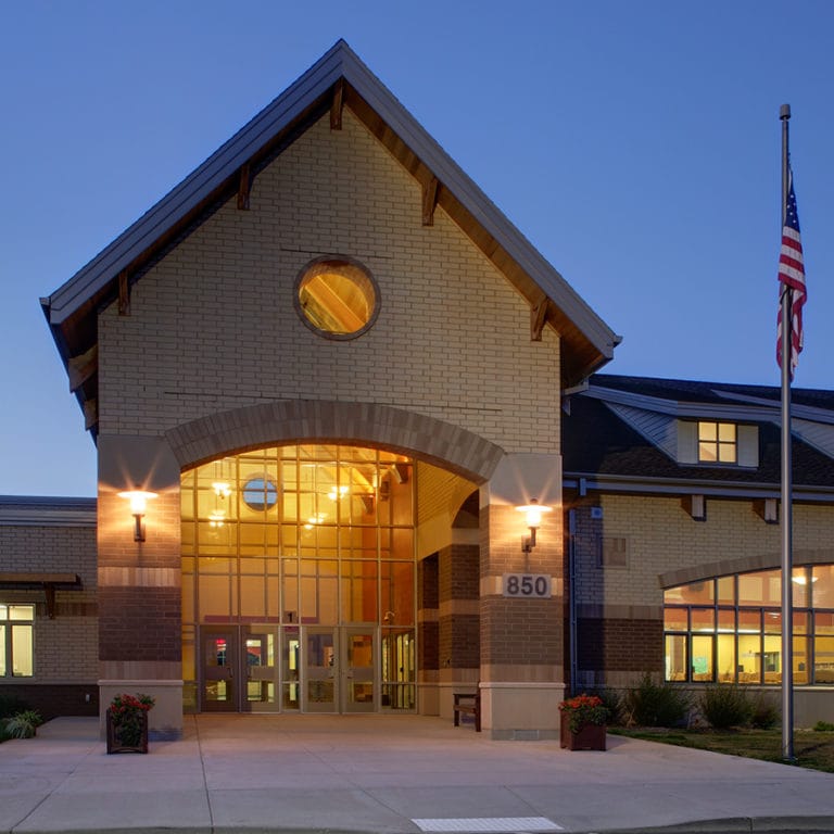 Oconomowoc Nature Hill Intermediate School Exterior