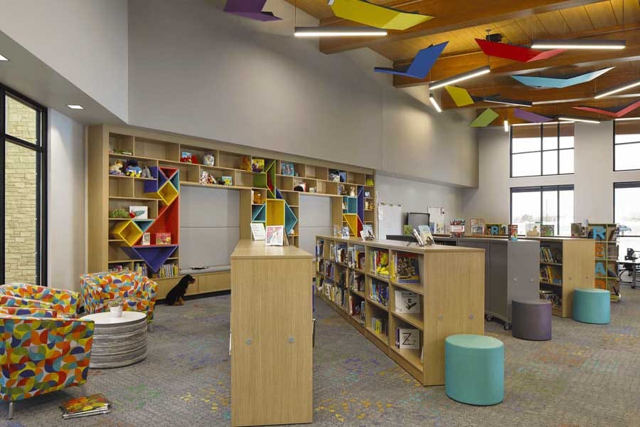 School District of Mauston's New West Side Elementary School Library